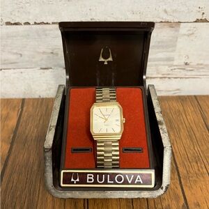Bulova Gold-Tone Men's Watch with Box (works)